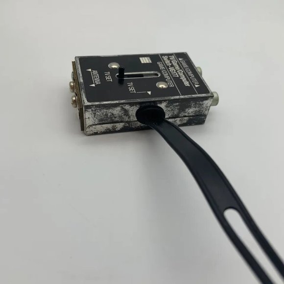 Vintage TV/Game/Computer VG177 Small Box Switch - Picture 8 of 10
